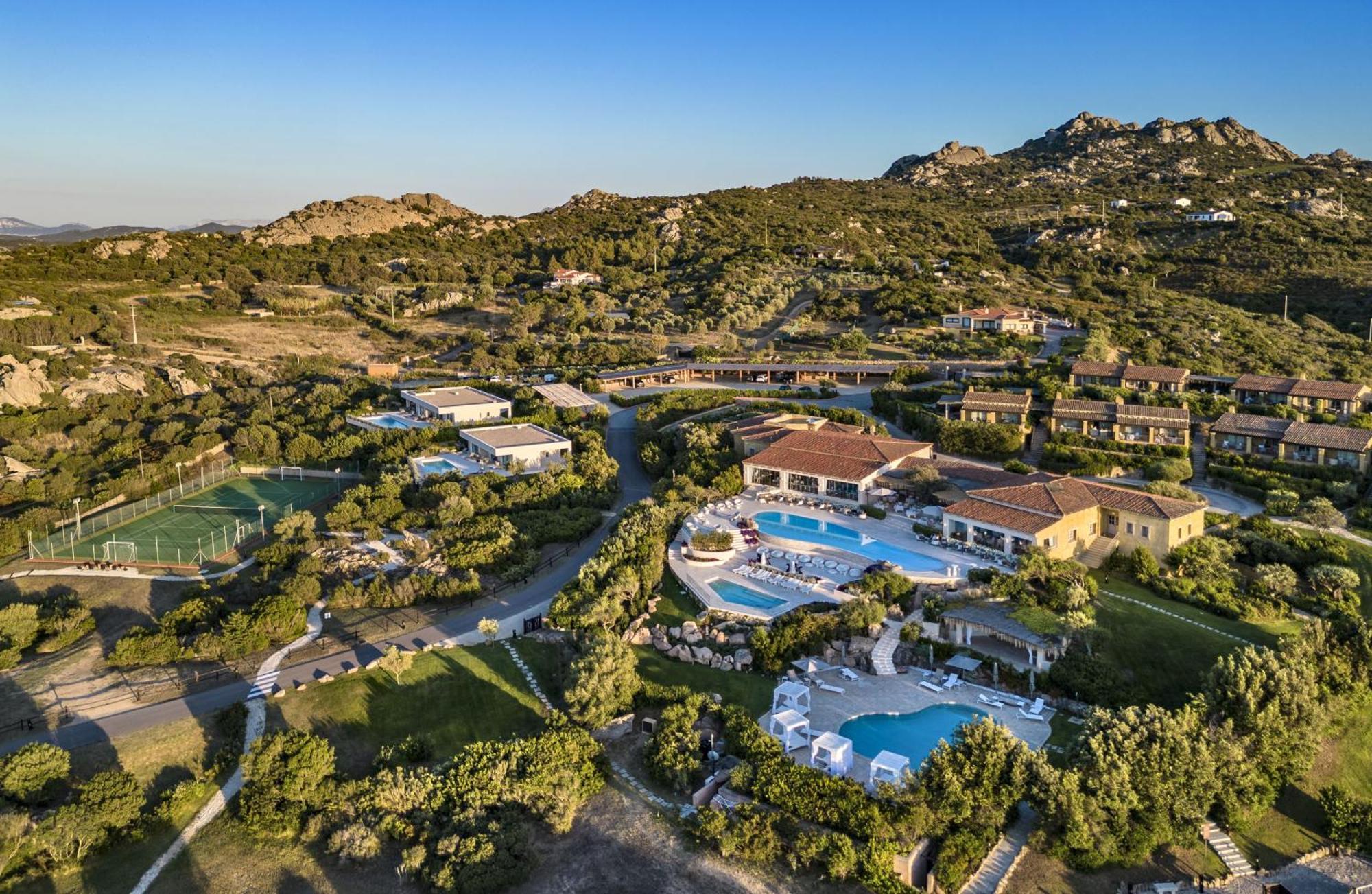 Li Finistreddi Hotel 5*
